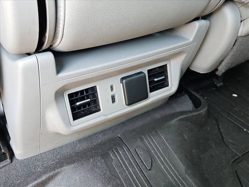 Used 2023 GMC Sierra 1500 SLT AWD/4WD image 24