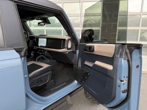 Used 2023 Ford Bronco Wildtrak image 19