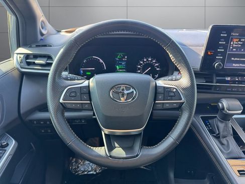 Certified 2024 Toyota Sienna XLE Woodland Edition AWD/4WD image 13