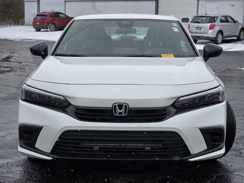 Used 2023 Honda Civic Sport image 2