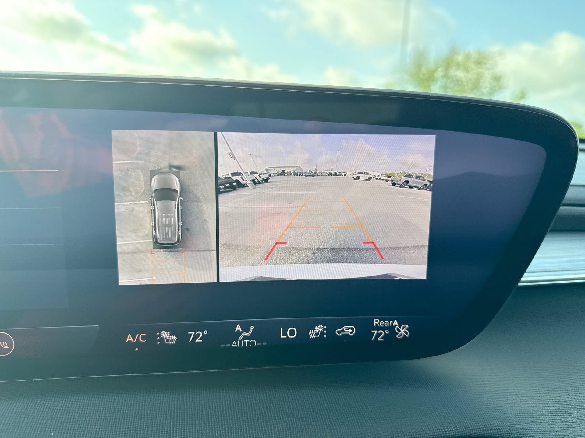 Used 2025 Buick Enclave Preferred FWD image 23