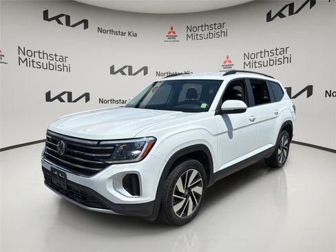 Used 2025 Volkswagen Atlas SE AWD/4WD image 10