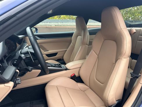 Used 2024 Porsche 911 Carrera 4S image 5