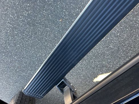 Used 2022 Ford F450 Platinum w/ FX4 Off-Road Package image 11