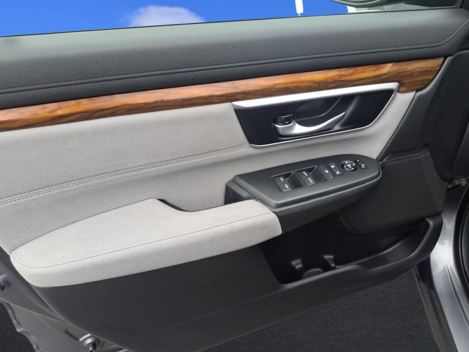 Used 2019 Honda CR-V EX image 15
