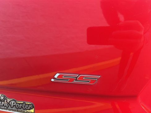 Used 2020 Chevrolet Camaro SS image 11