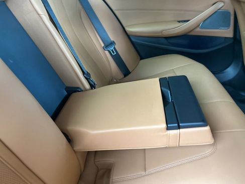 Used 2022 BMW 540i w/ M Sport Package image 34