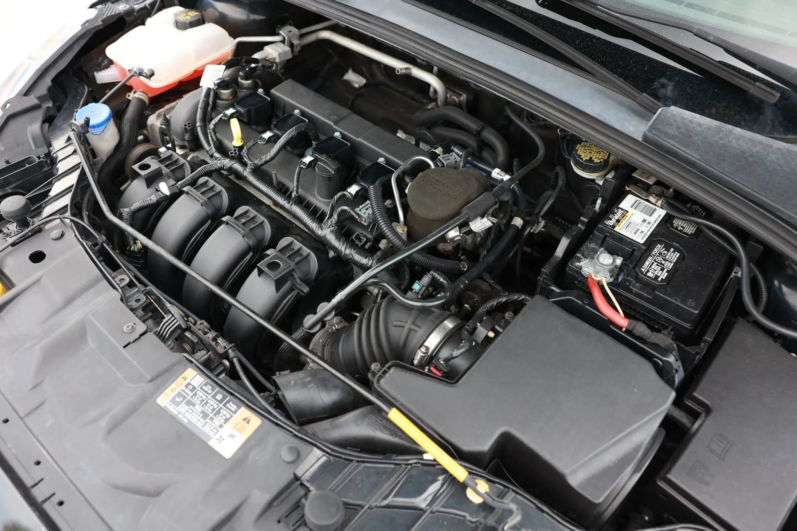 Used 2015 Ford Focus SE w/ SE Sport Package FWD image 48