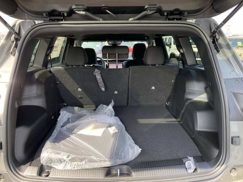 New 2026 Jeep Cherokee Laredo AWD/4WD image 5