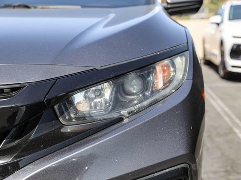 Used 2020 Honda Civic Sport image 4