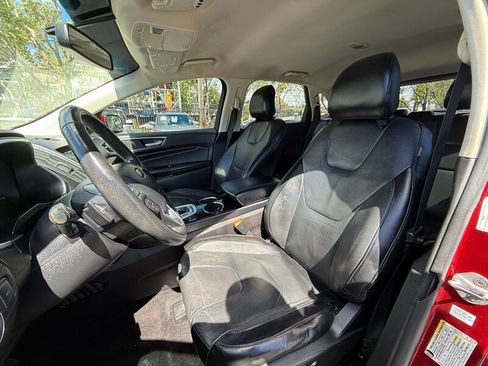 Used 2016 Ford Edge Titanium w/ Technology Package image 12