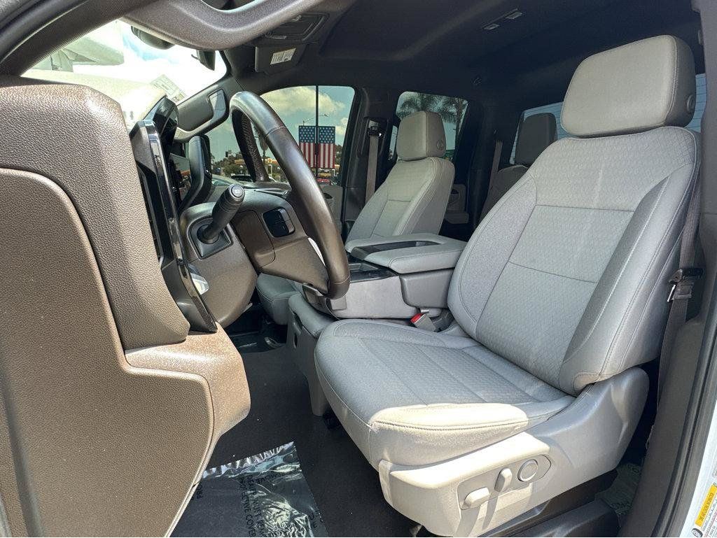 Used 2024 GMC Sierra 2500 SLE w/ SLE Value Package; AWD/4WD image 8
