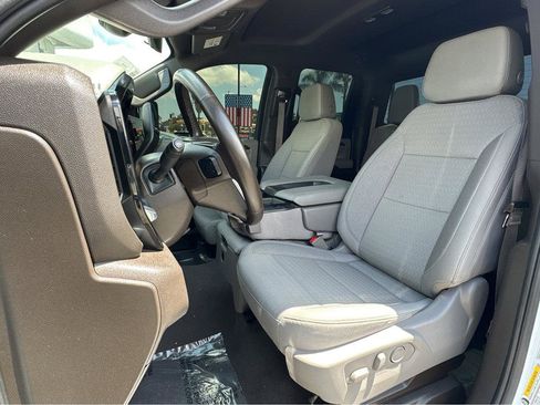 Used 2024 GMC Sierra 2500 SLE w/ SLE Value Package; AWD/4WD image 8