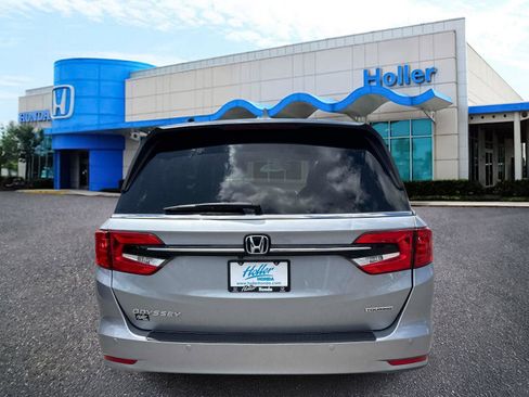 Certified 2021 Honda Odyssey Touring image 5