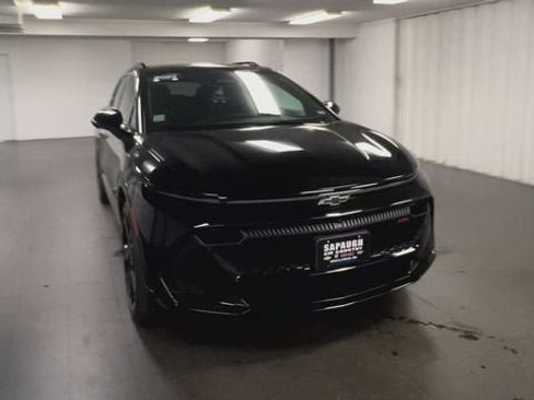 Certified 2024 Chevrolet Equinox EV RS w/ Active Safety Package 3 FWD image 3