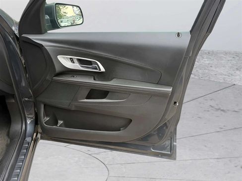 Used 2014 Chevrolet Equinox LS FWD image 10
