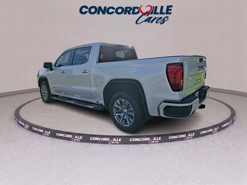 Used 2024 GMC Sierra 1500 Denali AWD/4WD image 4