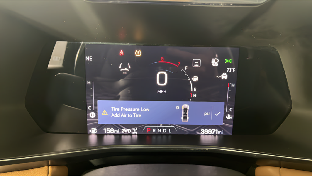 Used 2023 GMC Canyon AT4 w/ AT4 Premium Package AWD/4WD image 24