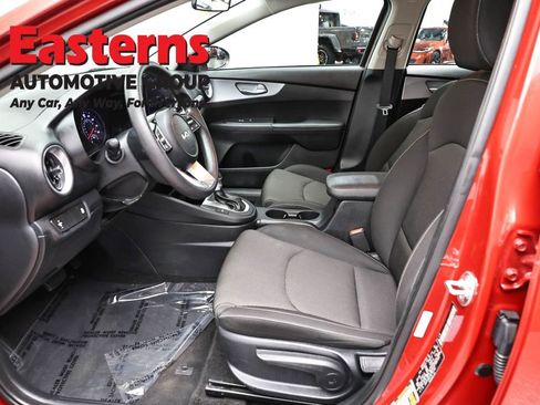 Used 2024 Kia Forte LXS FWD image 13