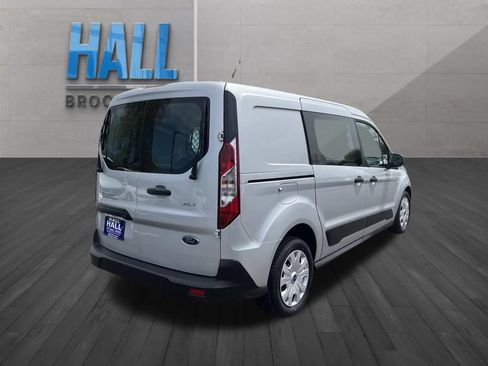 Used 2019 Ford Transit Connect XLT FWD image 4