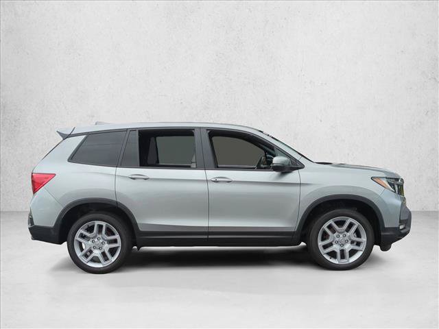Certified 2025 Honda Passport EX-L image 5