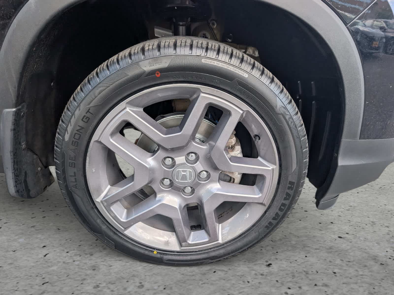 Certified 2023 Honda Passport EX-L image 9