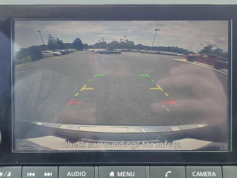 Used 2022 Nissan Rogue SV image 27
