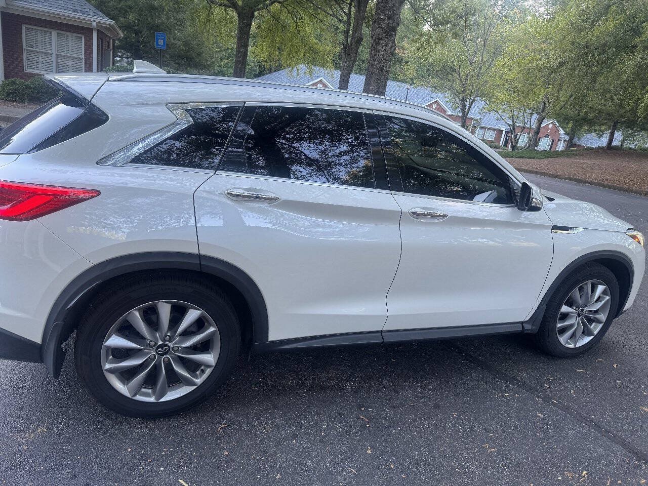 Used 2020 INFINITI QX50 Luxe AWD/4WD image 6