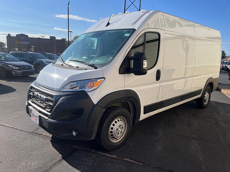 Used 2025 RAM ProMaster 2500 w/ Convenience Group FWD image 4