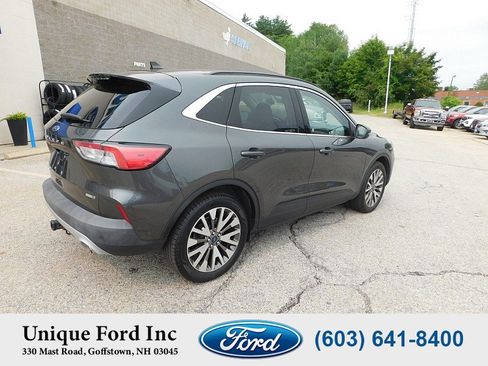 Used 2020 Ford Escape Titanium AWD/4WD image 8