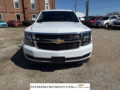 Used 2016 Chevrolet Suburban LT image 8