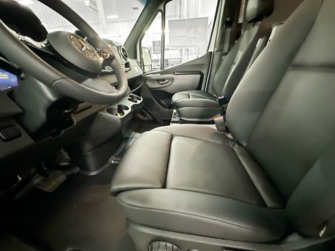 New 2026 Mercedes-Benz Sprinter 2500 image 21
