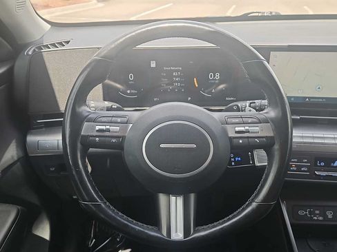 Used 2024 Hyundai Kona Limited FWD image 11