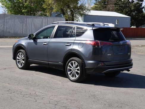 Used 2018 Toyota RAV4 Limited AWD/4WD image 9