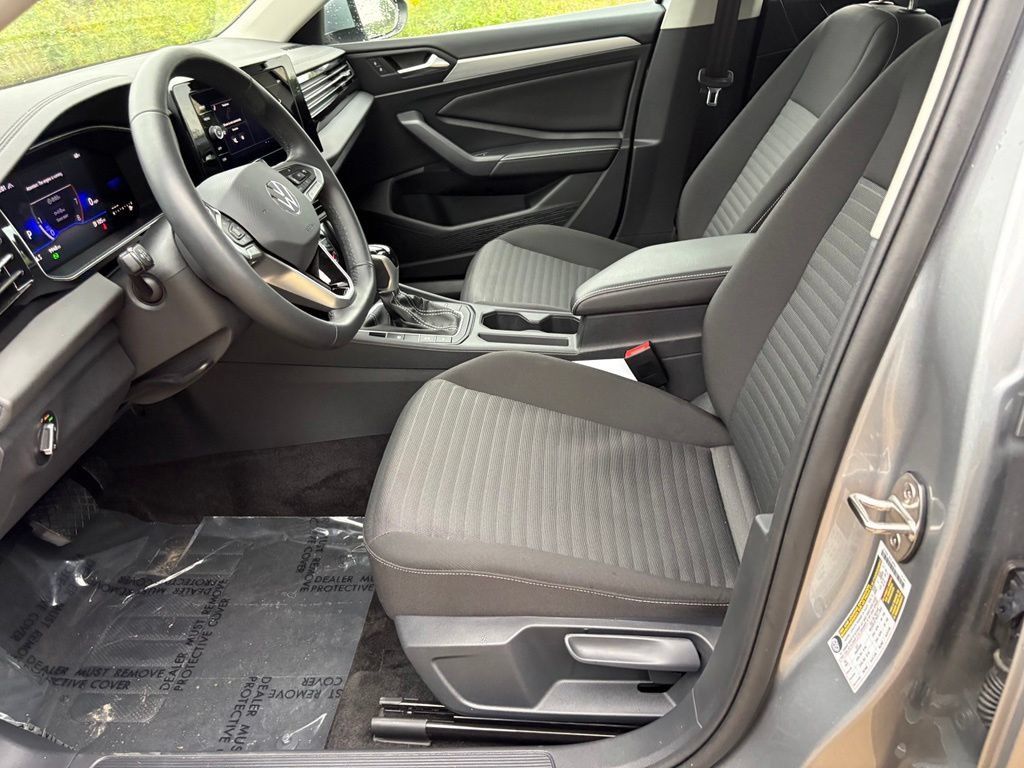 Used 2026 Volkswagen Jetta S FWD image 5