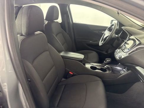 Used 2023 Chevrolet Malibu LT image 17