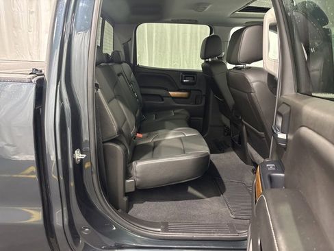 Used 2018 Chevrolet Silverado 1500 LTZ w/ LTZ Plus Package image 12