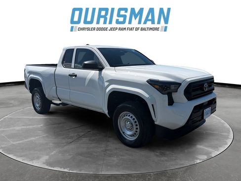 Used 2025 Toyota Tacoma SR RWD image 1