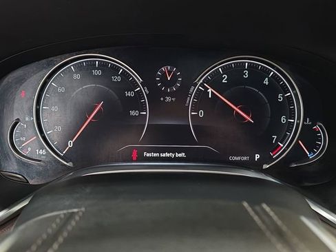 Used 2018 BMW 740i xDrive image 18