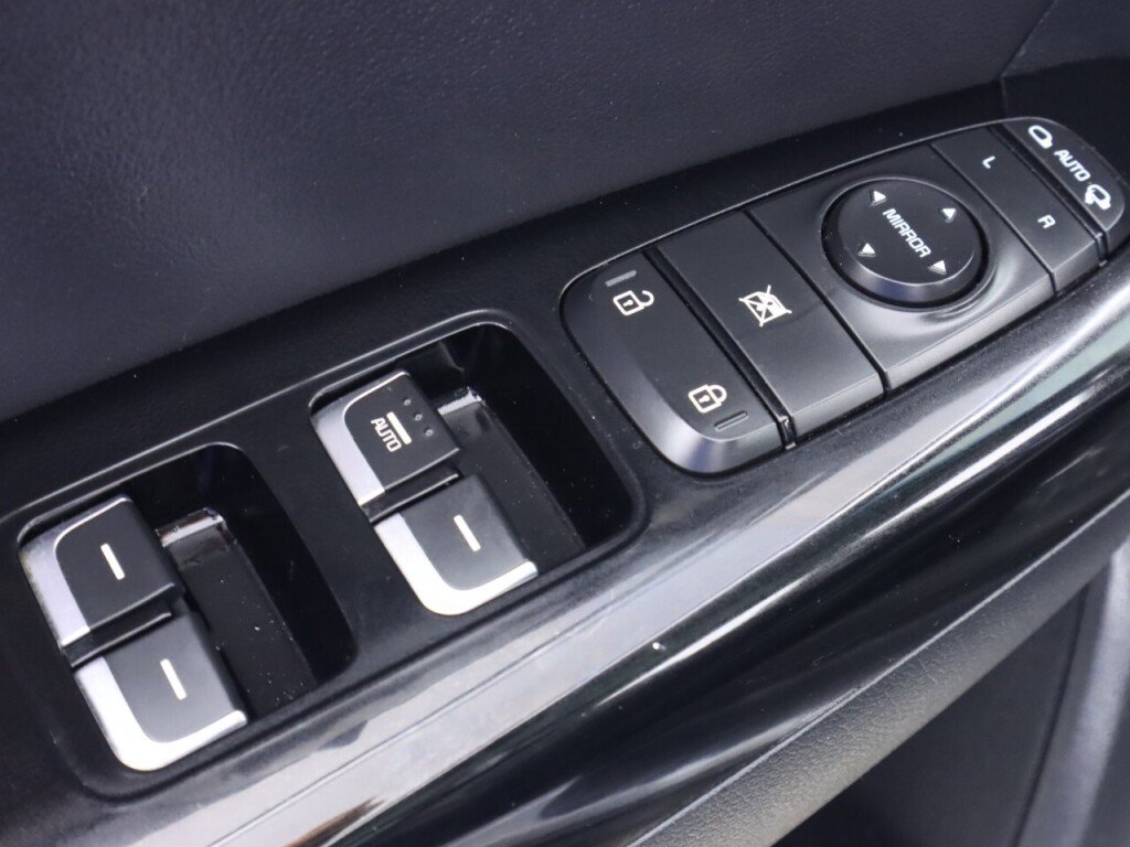 Used 2022 Kia Sportage EX AWD/4WD image 29