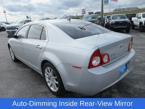 Used 2010 Chevrolet Malibu LTZ image 3