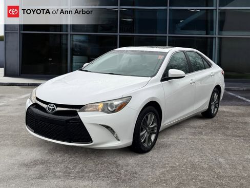 Used 2017 Toyota Camry SE image 8