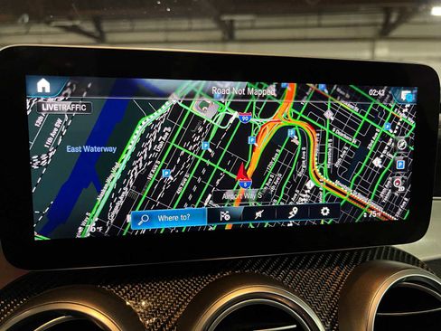 Certified 2020 Mercedes-Benz GLC 43 AMG 4MATIC image 27