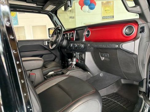 Used 2019 Jeep Wrangler Unlimited Rubicon AWD/4WD image 13