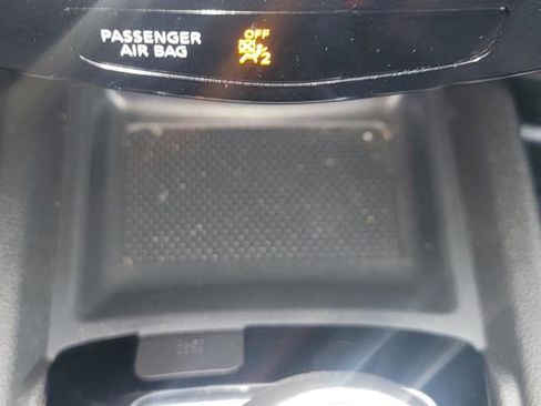 Used 2019 Nissan Rogue Sport SV w/ All-Weather Package image 22