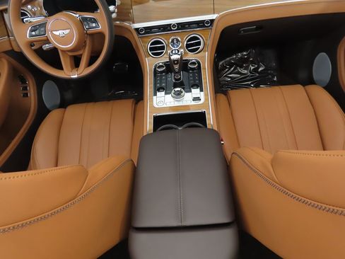 Used 2026 Bentley Continental GTC image 25