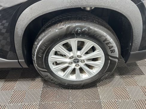 Used 2025 Toyota Grand Highlander AWD image 29