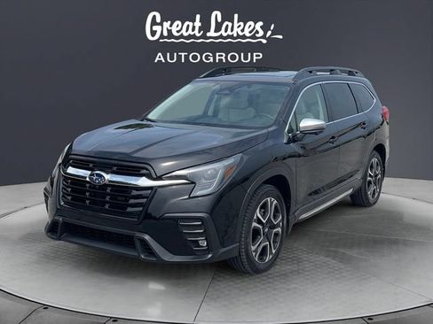 Used 2023 Subaru Ascent Limited w/ Technology Package AWD/4WD image 1