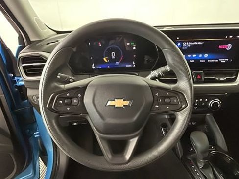 Used 2025 Chevrolet TrailBlazer LT FWD image 15