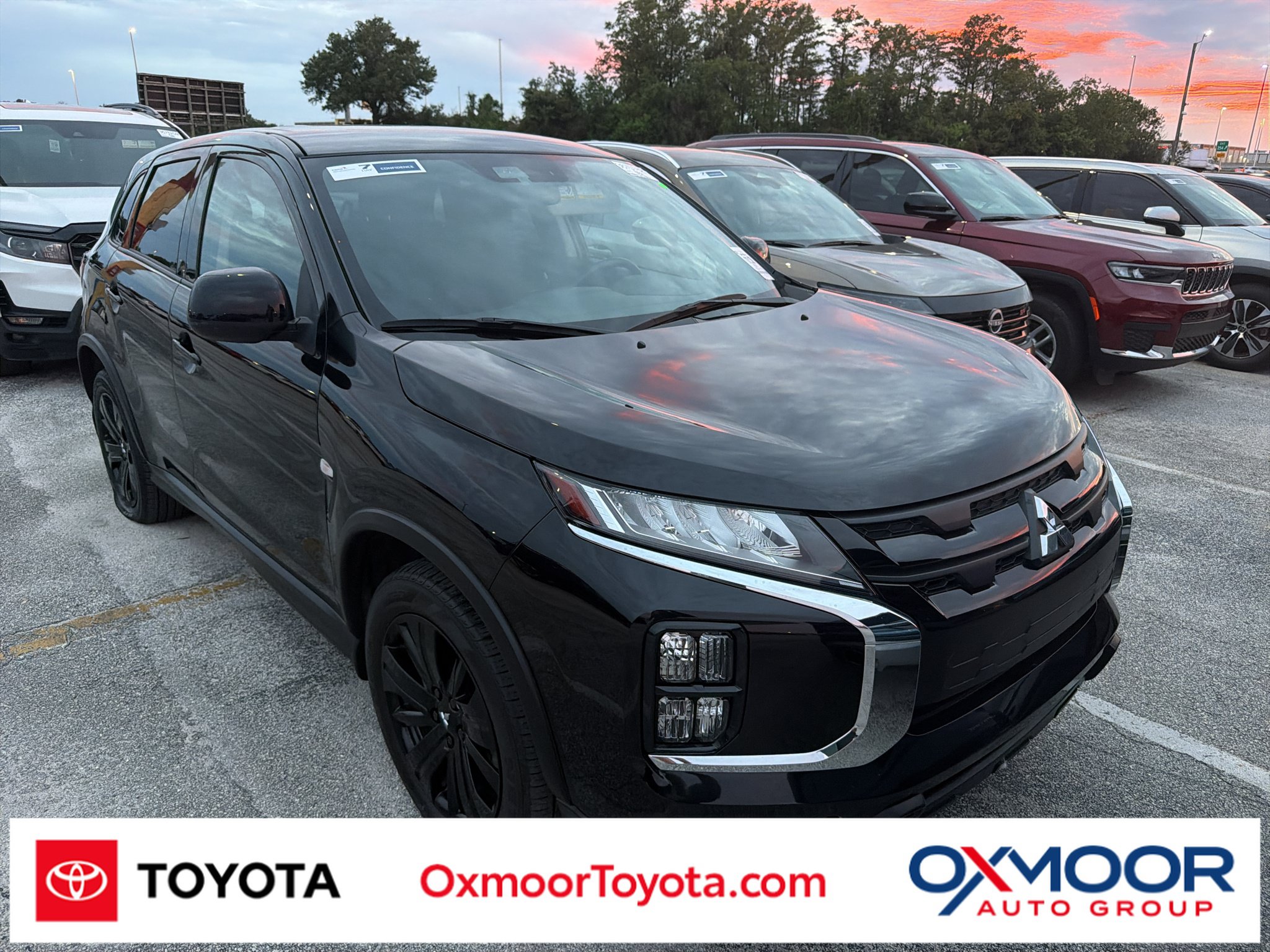 Used 2025 Mitsubishi Outlander Sport LE AWD/4WD image 1
